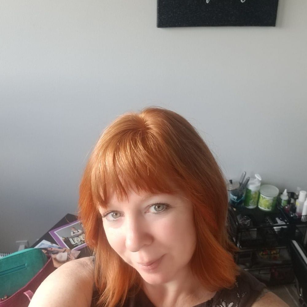Meet your Posher, Angie